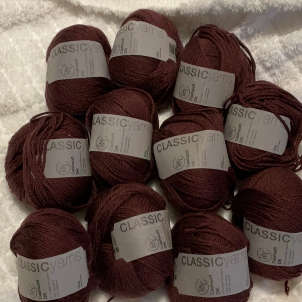 Lot of 11 skeins of RYC Cashsoft DK
from Rowan